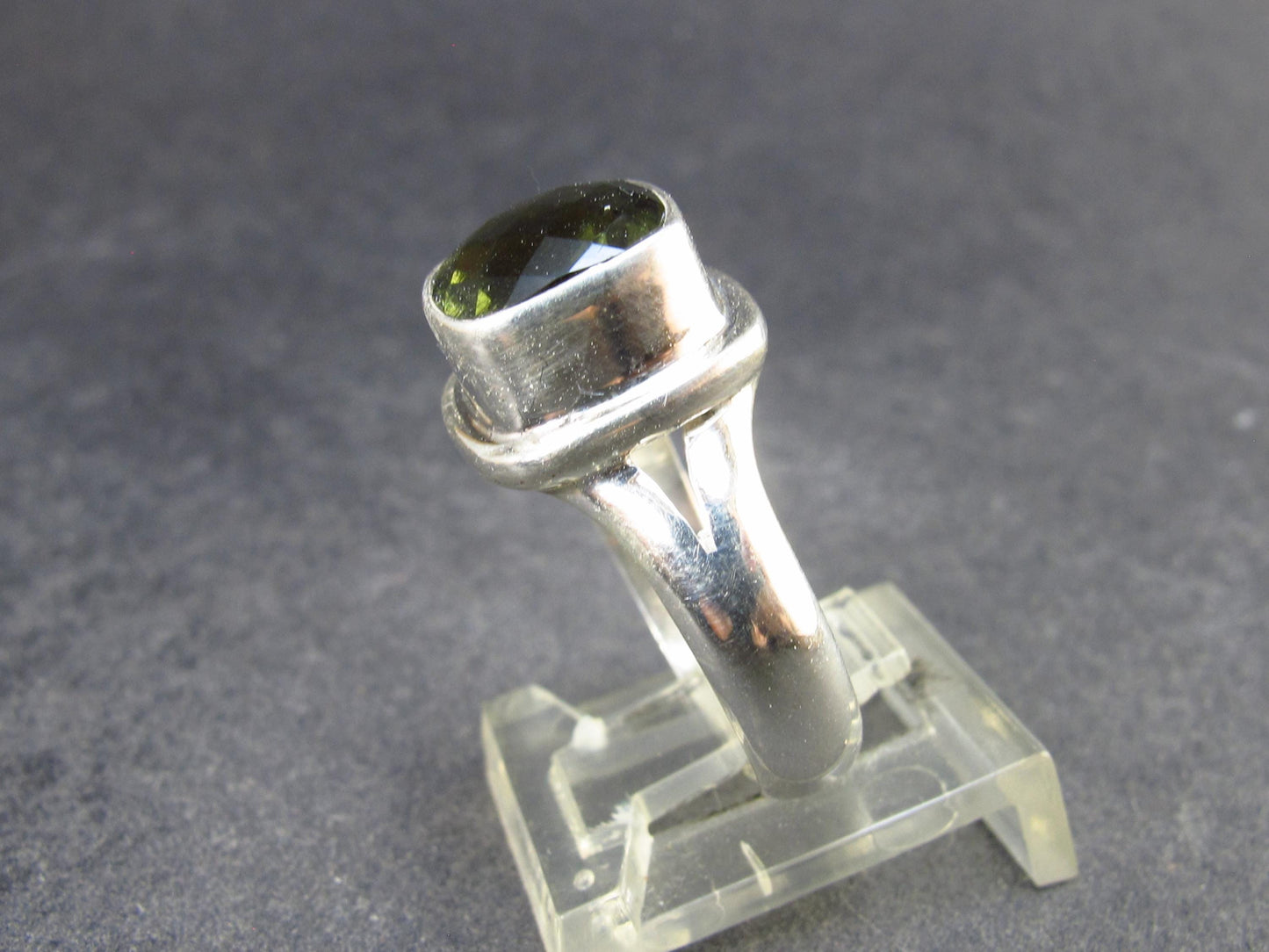 Moldavite Tektite Facetted Silver Ring from Czech Republic - Size 7 - 6.54 Grams
