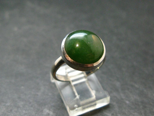 Nephrite Jade Ring From Canada - Size 7 - 4.53 Grams