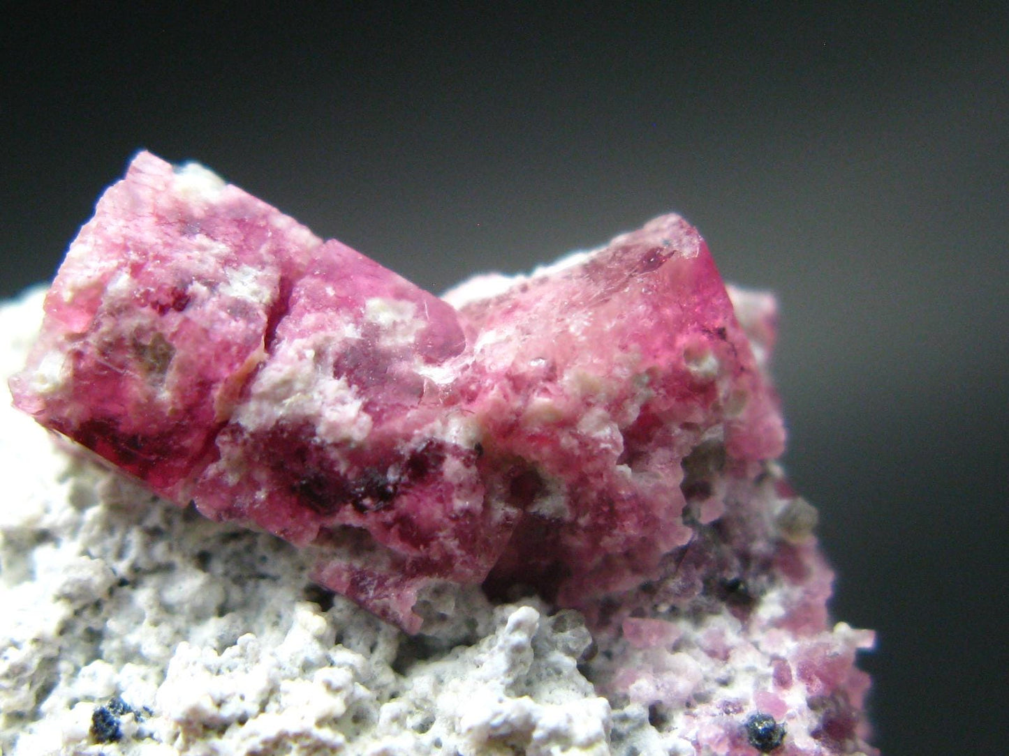 Rare Gem Bixbite Red Emerald Beryl Cluster From Utah USA - 1.3" - 7.48 Grams