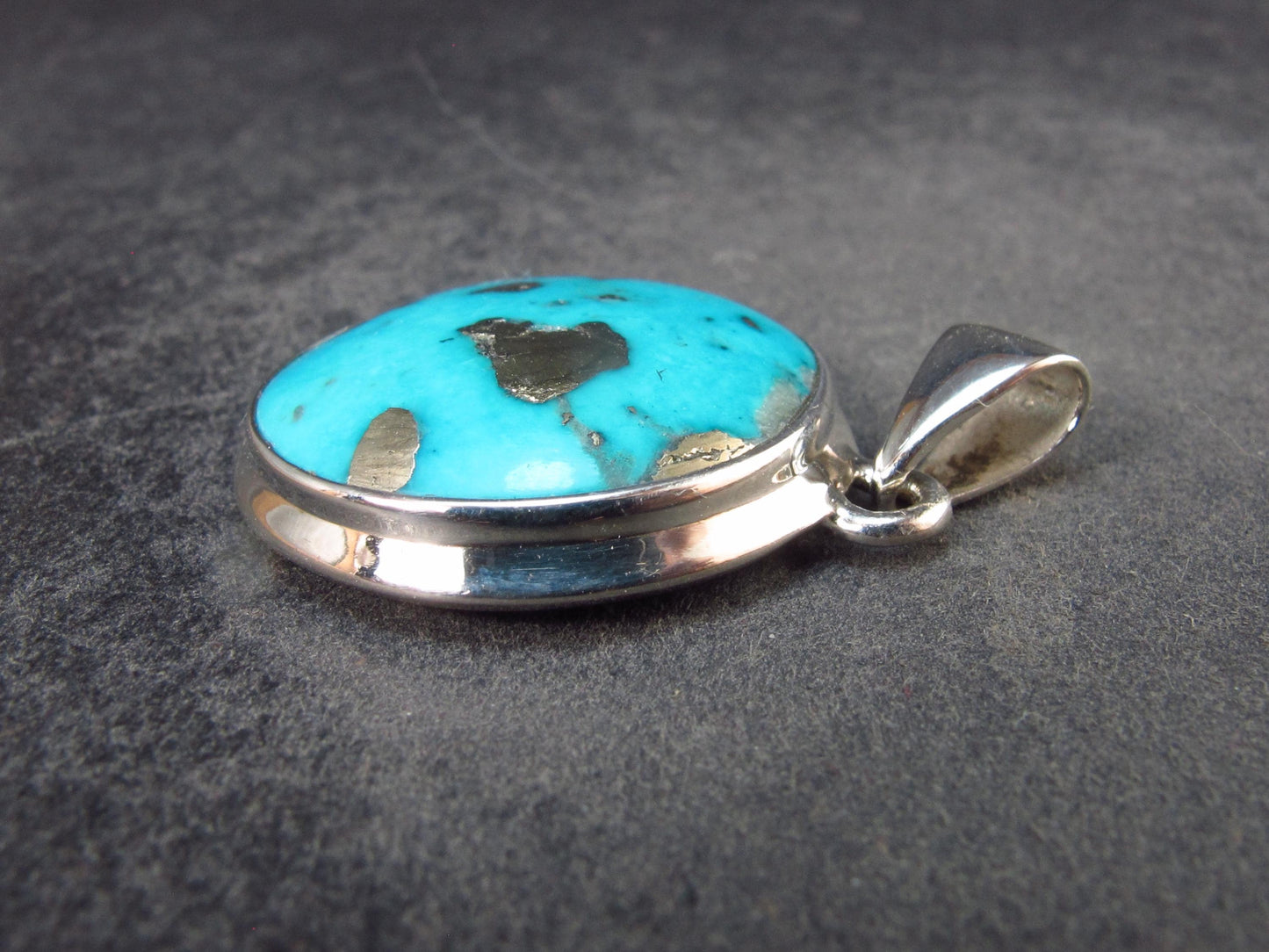 Turquoise Silver Pendant - 1.3" - 5.93 Grams