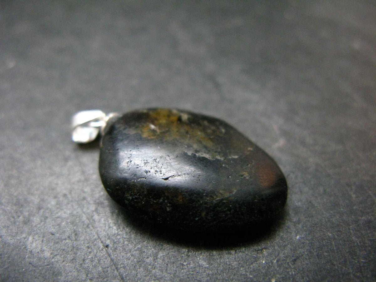 Very Rare Sterling Silver Nuumite Nuummite Pendant From Greenland - 1.2" - 3.79 Grams