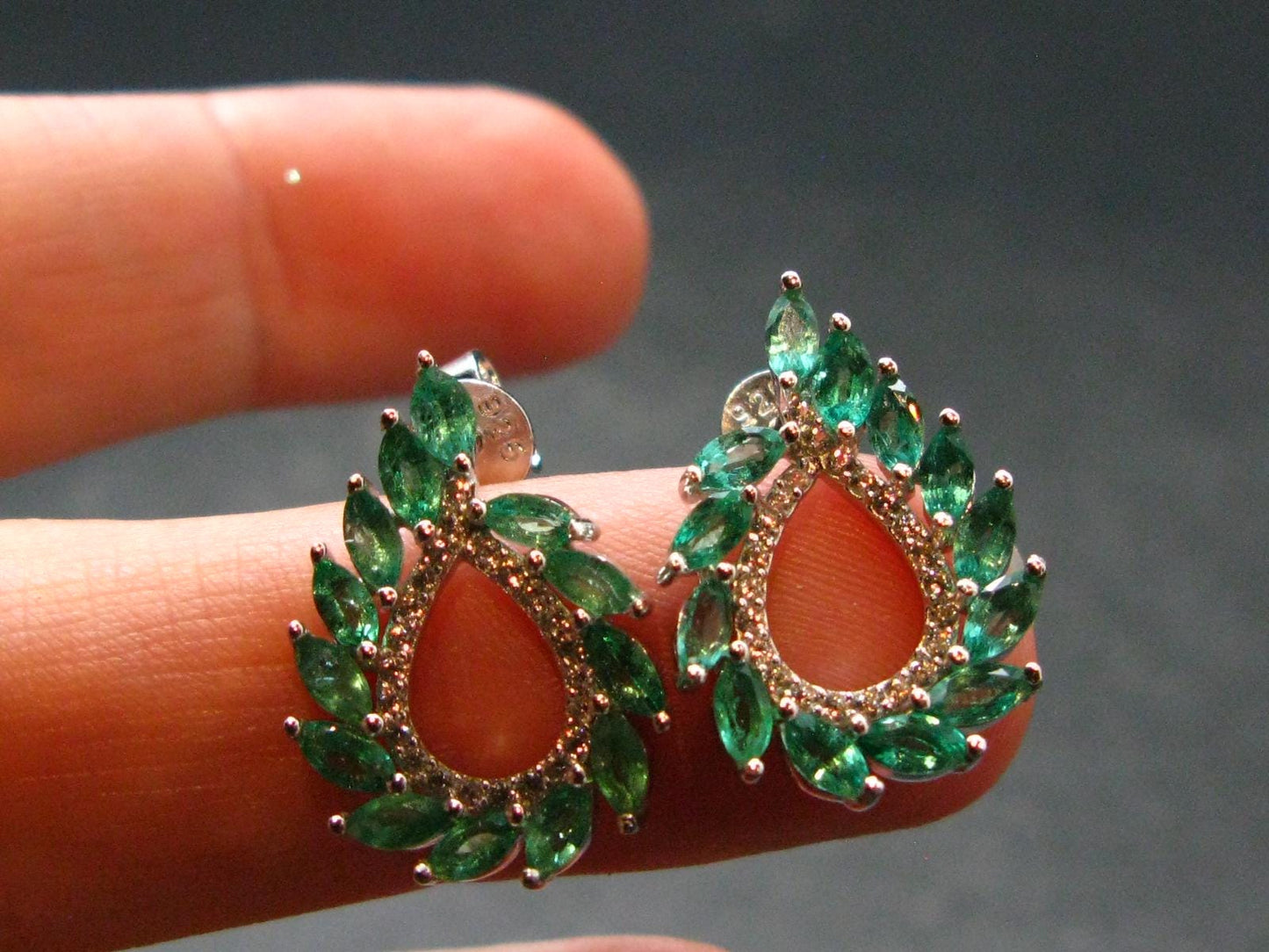 Gem Emerald Faceted Silver Earrings From Colombia - 3.40 Grams Total