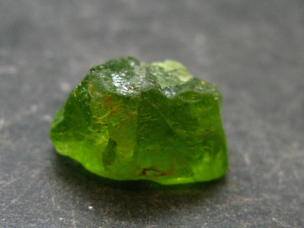 Rare 13.5 Carat Gem Peridot Olivine Crystal from Arizona, USA - 0.7" - 3.79 Grams