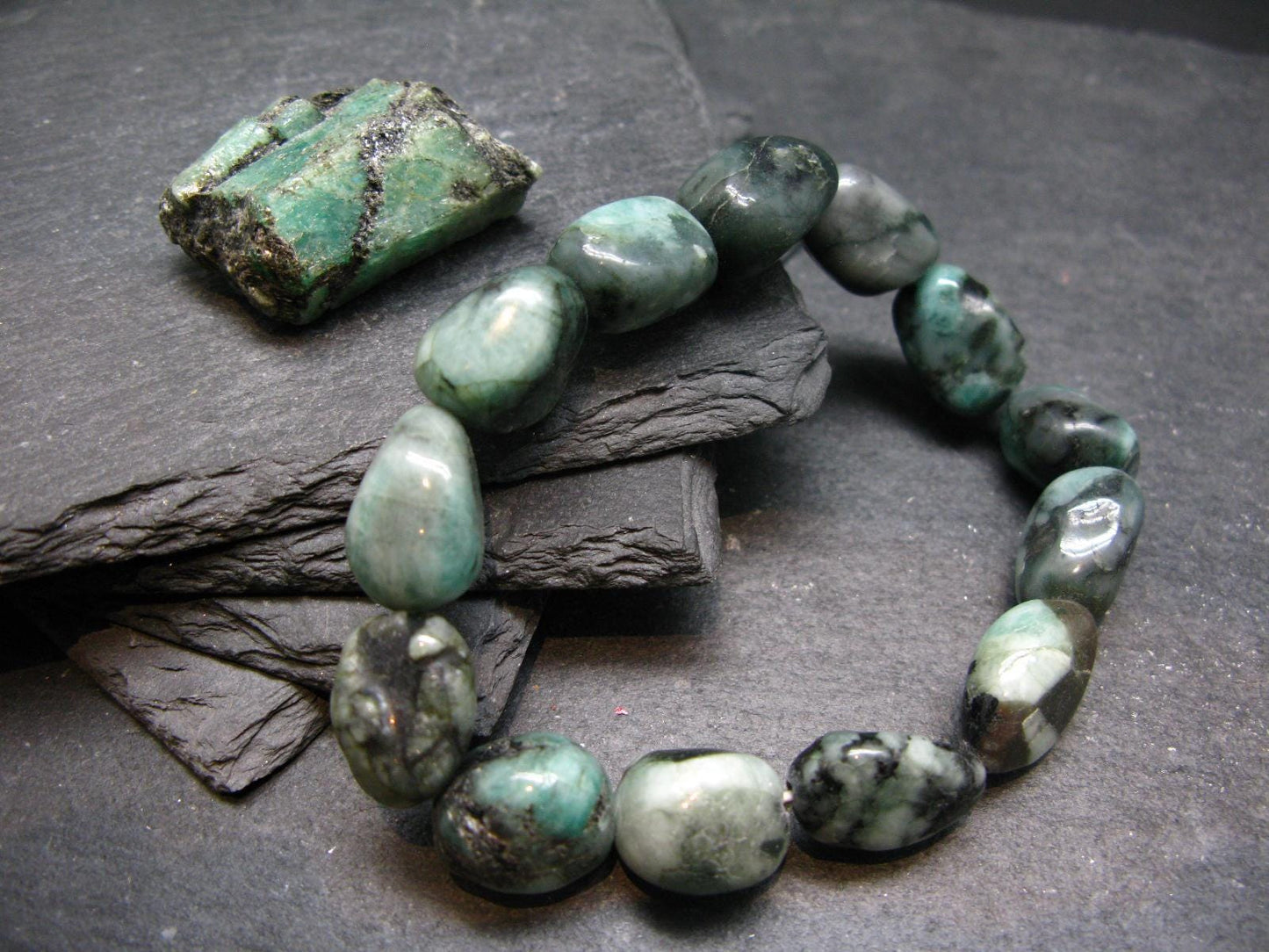 Emerald Genuine Bracelet ~ 7 Inches ~ 16mm Tumbled Beads