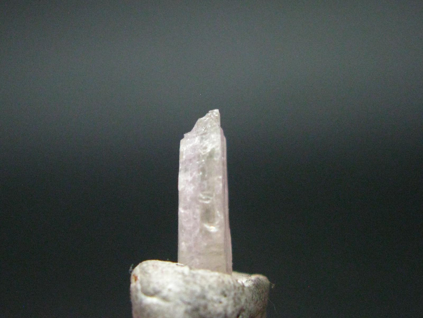 Tanzanite Gem Untreated Pink Crystal From Tanzania - 3.50 Carats -0.4"