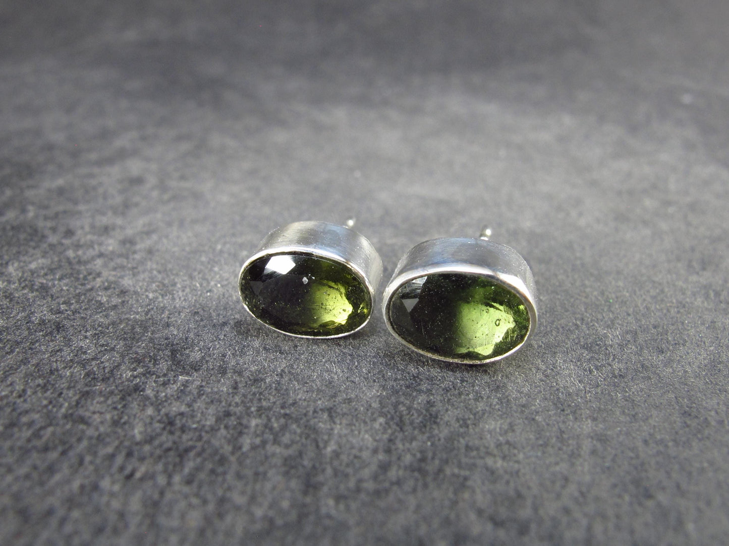 Facetted Moldavite Tektite Stud Earrings in Sterling Silver from Czech Republic - 2.38 Grams