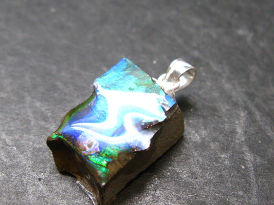 Ammolite Amolite Silver Pendant From Alberta Canada - 0.9" - 2.0 Grams