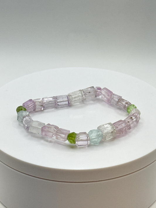 Kunzite & Peridot Bracelet | Lilac, Green Crystal Healing Jewelry