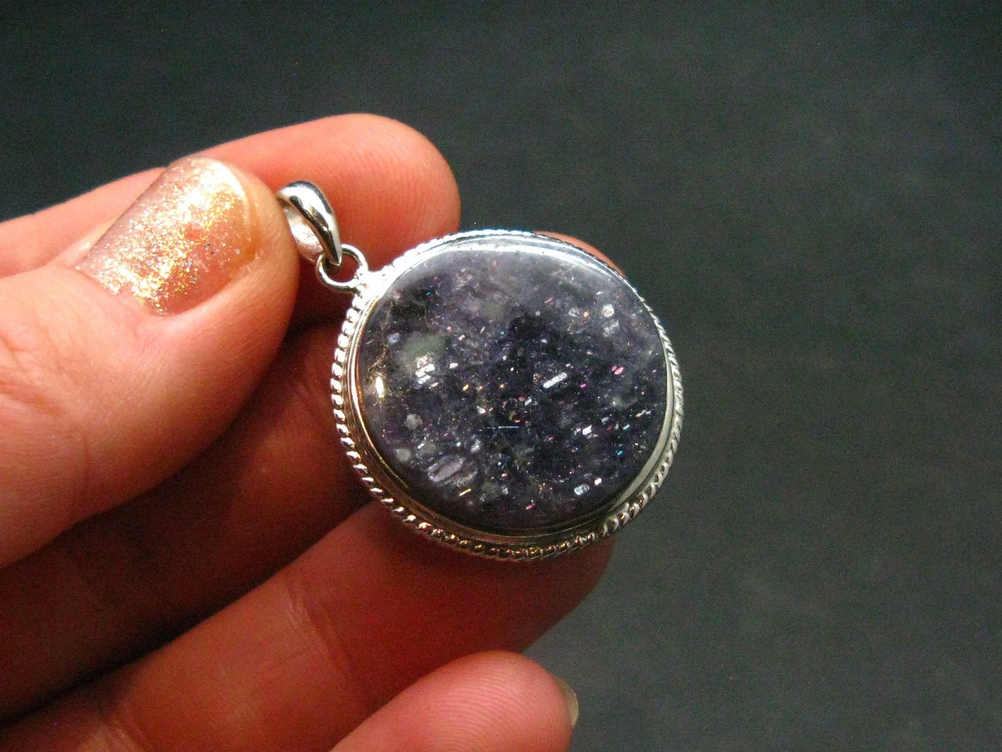 Shiny Sunstone 925 Silver Pendant From Tanzania - 1.3" - 6.0 Grams