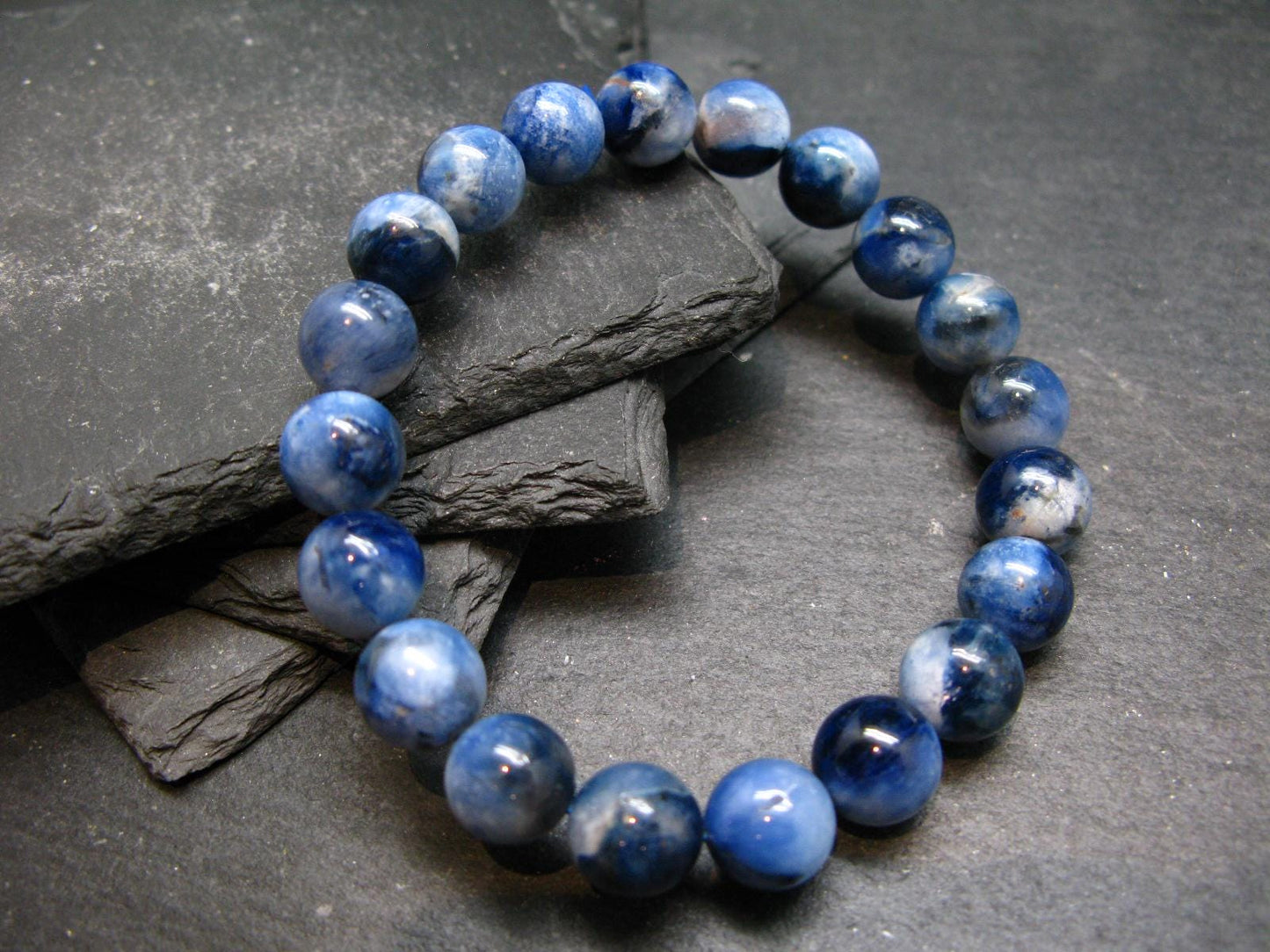 Dianite (Blue Jade) Genuine Bracelet ~ 7 Inches ~ 10mm Round Beads