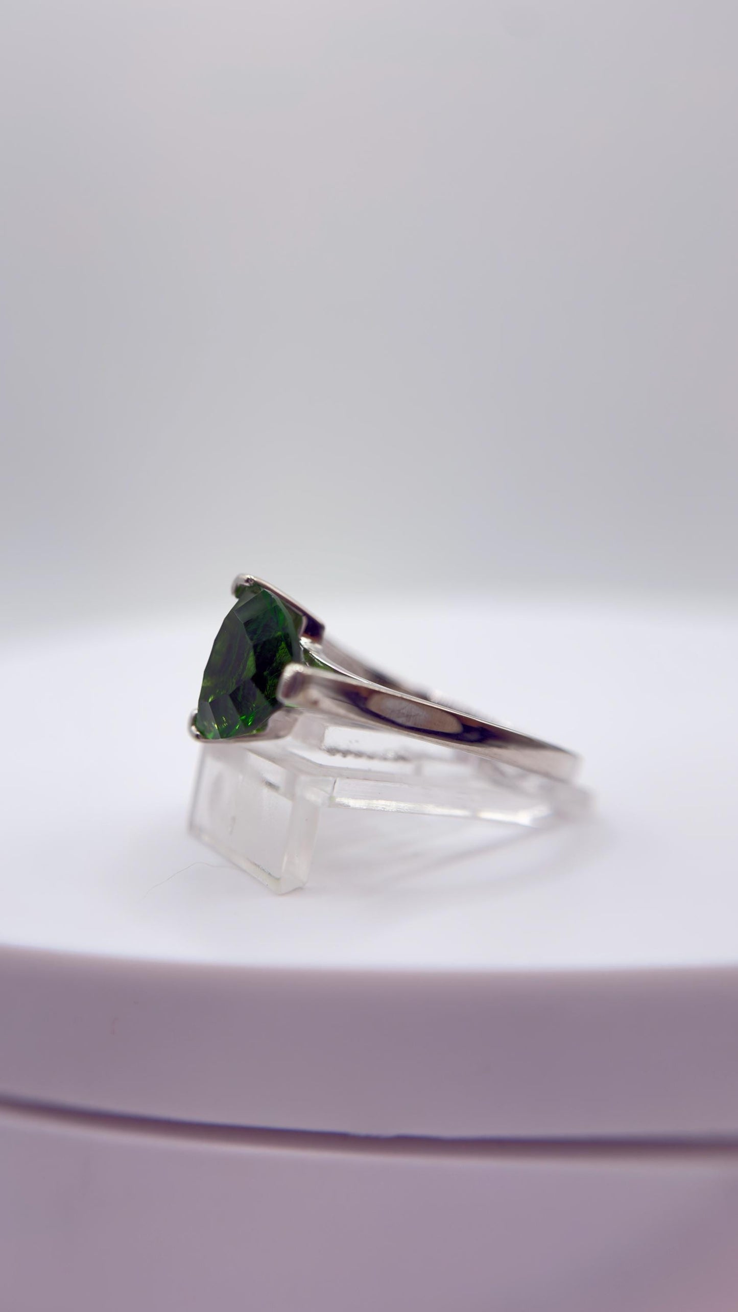 Green Helenite Pear Cut Ring – Sterling Silver Statement Gemstone Ring with Accent Stones