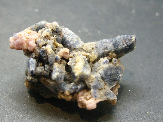 Gem Blue Sapphire Crystal From Sri Lanka - 1.4" - 92.70 Carats