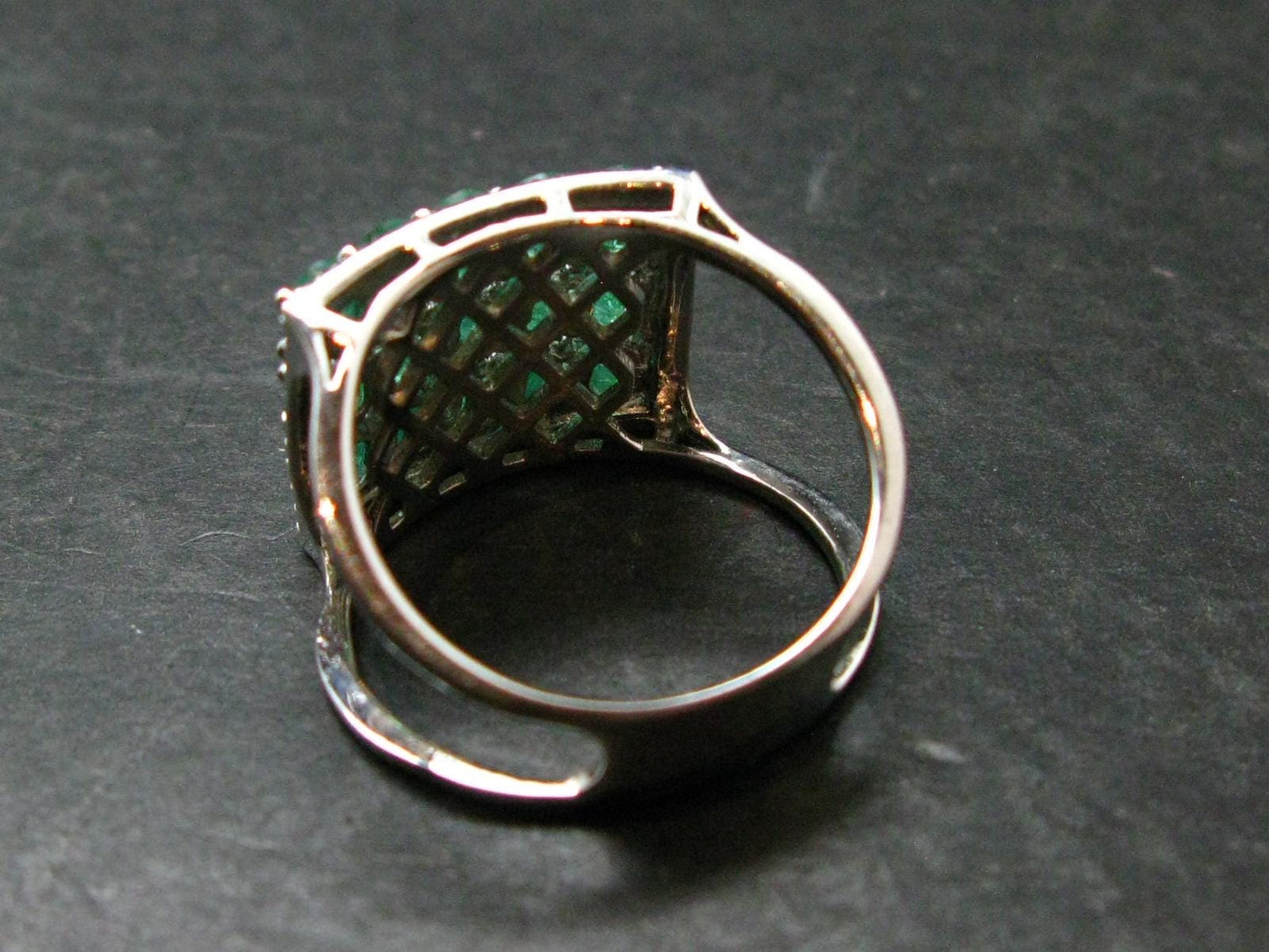 Emerald Faceted Silver Ring from Colombia - 4.70 Grams Total - Size 8.25