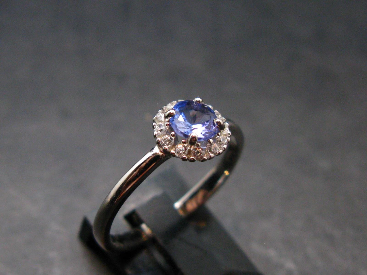 Tanzanite (Zoisite) Sterling Silver Ring - 1.77 Grams - Size 7