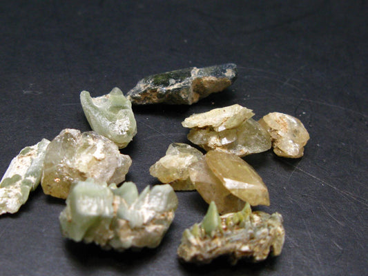 Lot Of 10 Titanite Sphene Crystals From Pakistan - 17.13 Grams