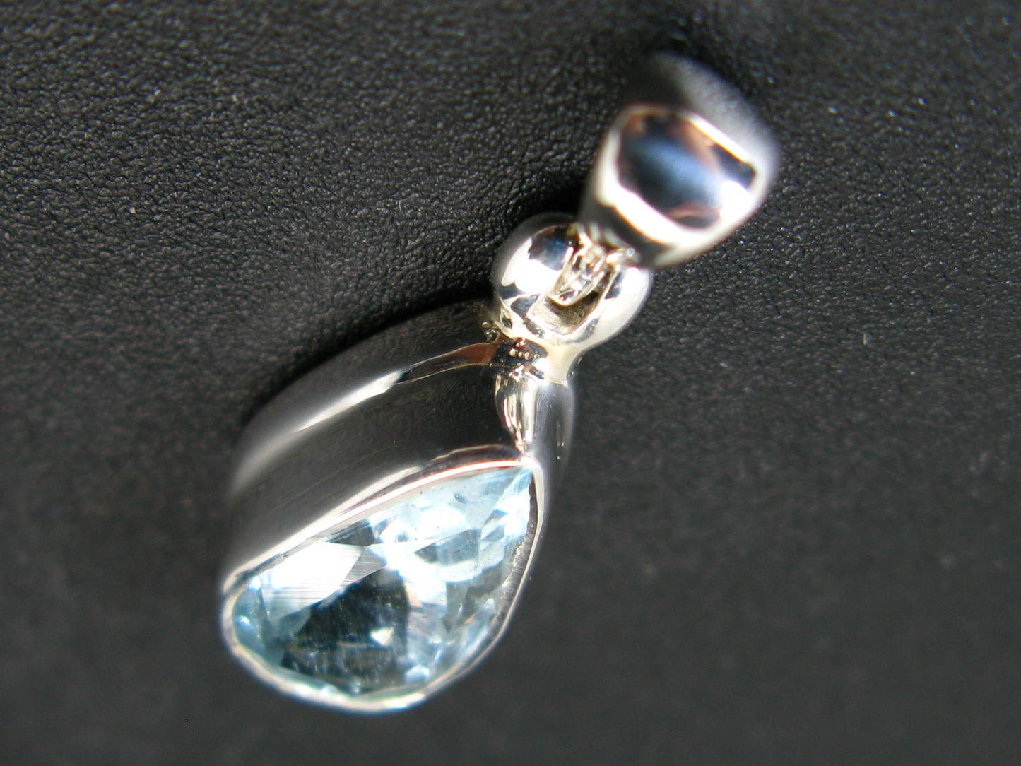 Stunning Genuine Faceted Aquamarine Gem Sterling Silver Pendant From Brazil - 0.9"
