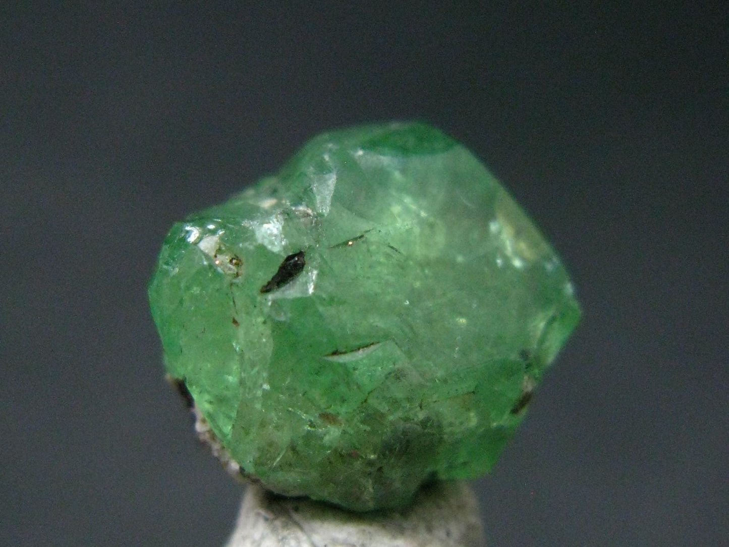 Gem Tsavorite Tsavolite Garnet Crystal From Tanzania - 9.02 Carats - 0.4"