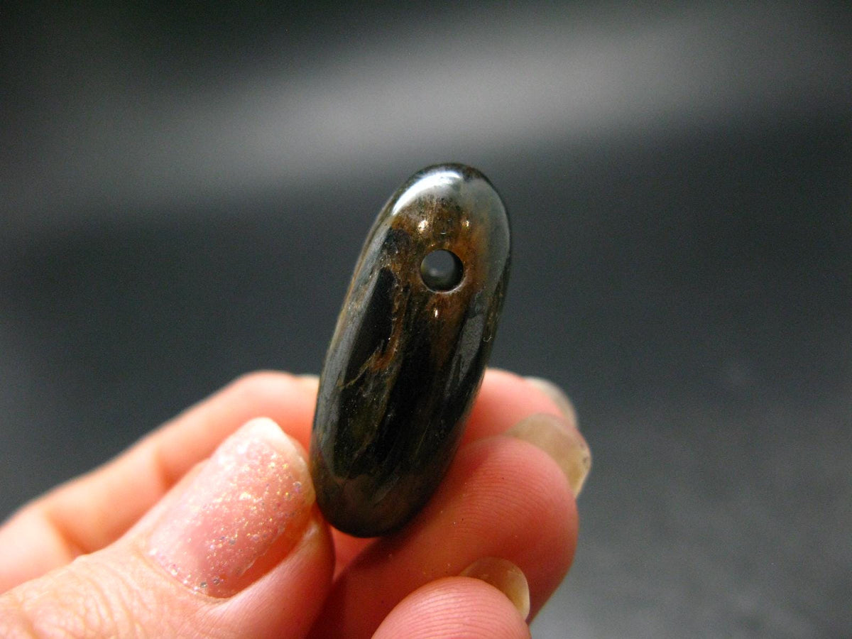 Rare ISUA Stone Metal Free Pendant From Greenland - 1.2" - 11.85 Grams