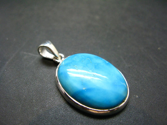 Turquoise Silver Pendant - 1.4" - 5.74 Grams