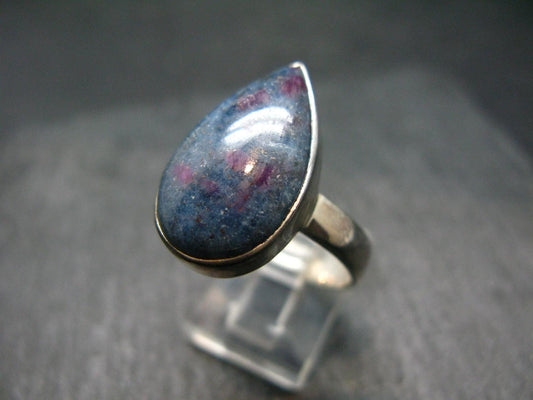 Ruby & Kyanite Silver Ring From India - 6.46 Grams - Size 10