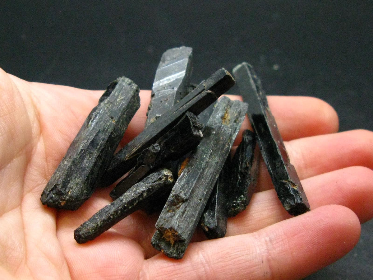 Lot of 10 Rare Aegirine Crystals From Malawi - 33.44 Grams