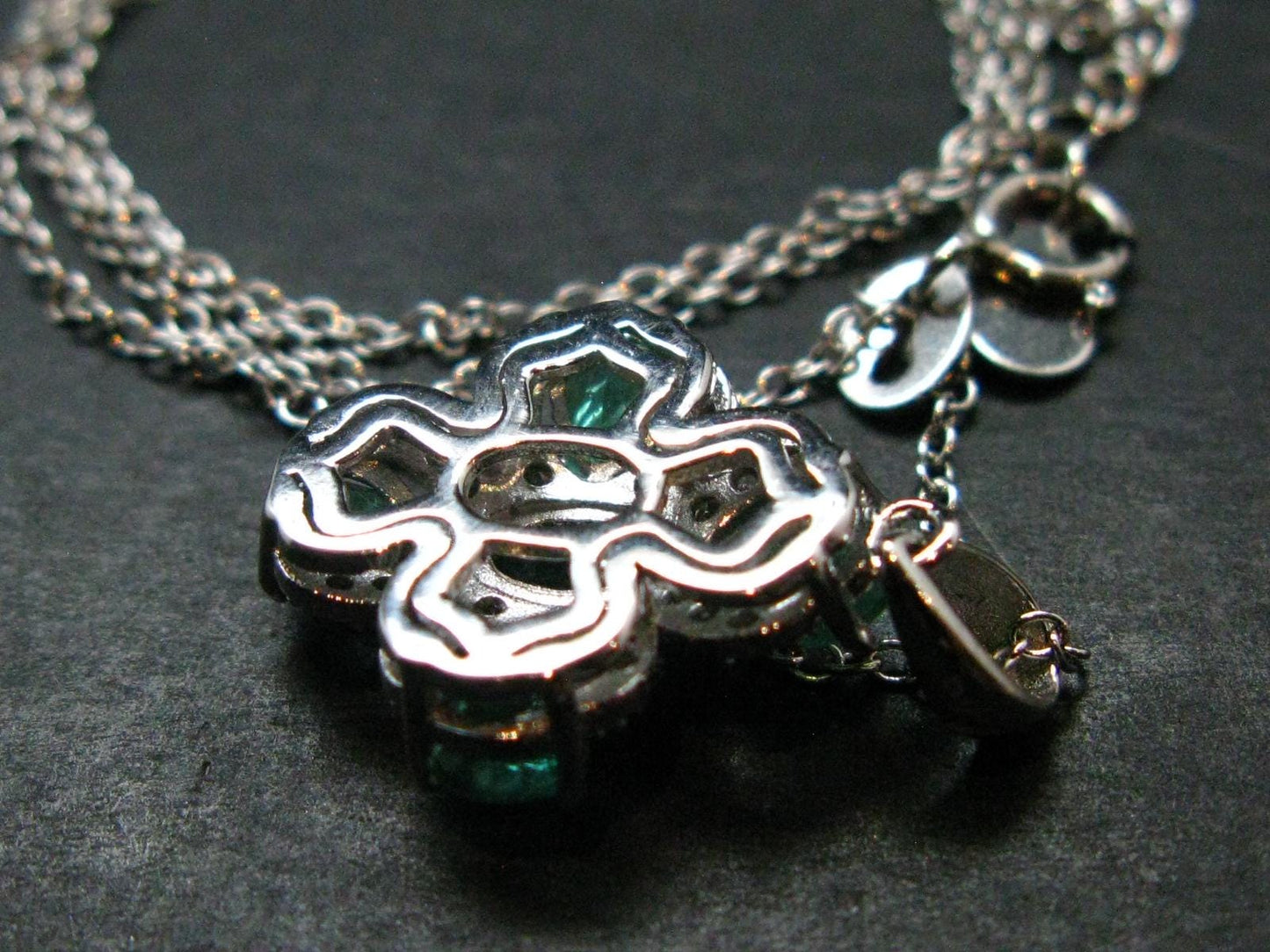 Emerald Silver Pendant W/Chain From Colombia - 3.32 Grams Total