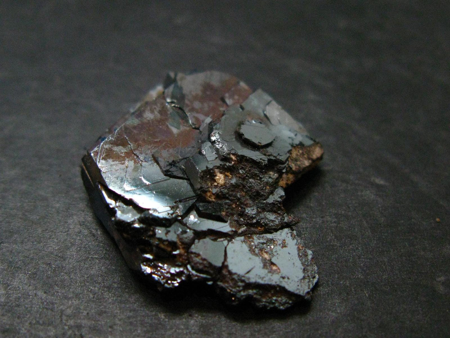 Natural Hematite "Iron Rose" from Brazil - 1.3" - 11.85 Grams
