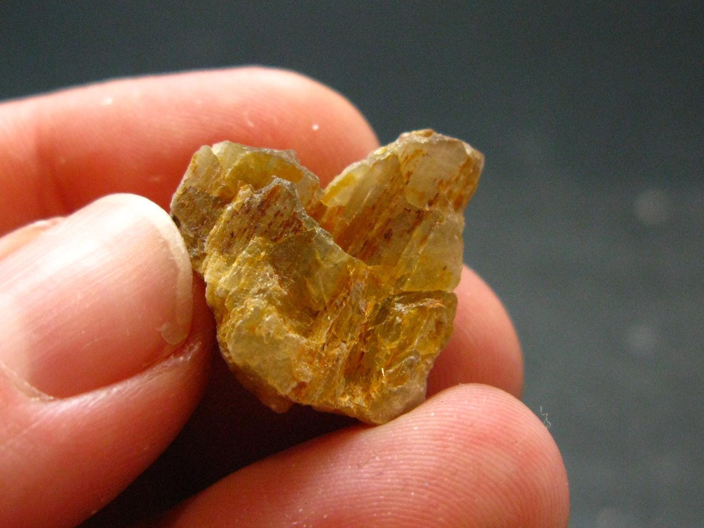 Gem Color Change Diaspore Crystal From Turkey - 0.7" - 2.56 Grams
