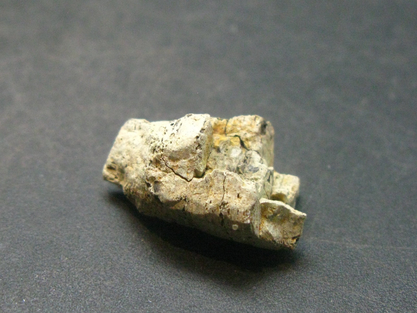 Lanthanum Parisite - (La) Crystal From Brazil - 0.8" - 28.20 Carats