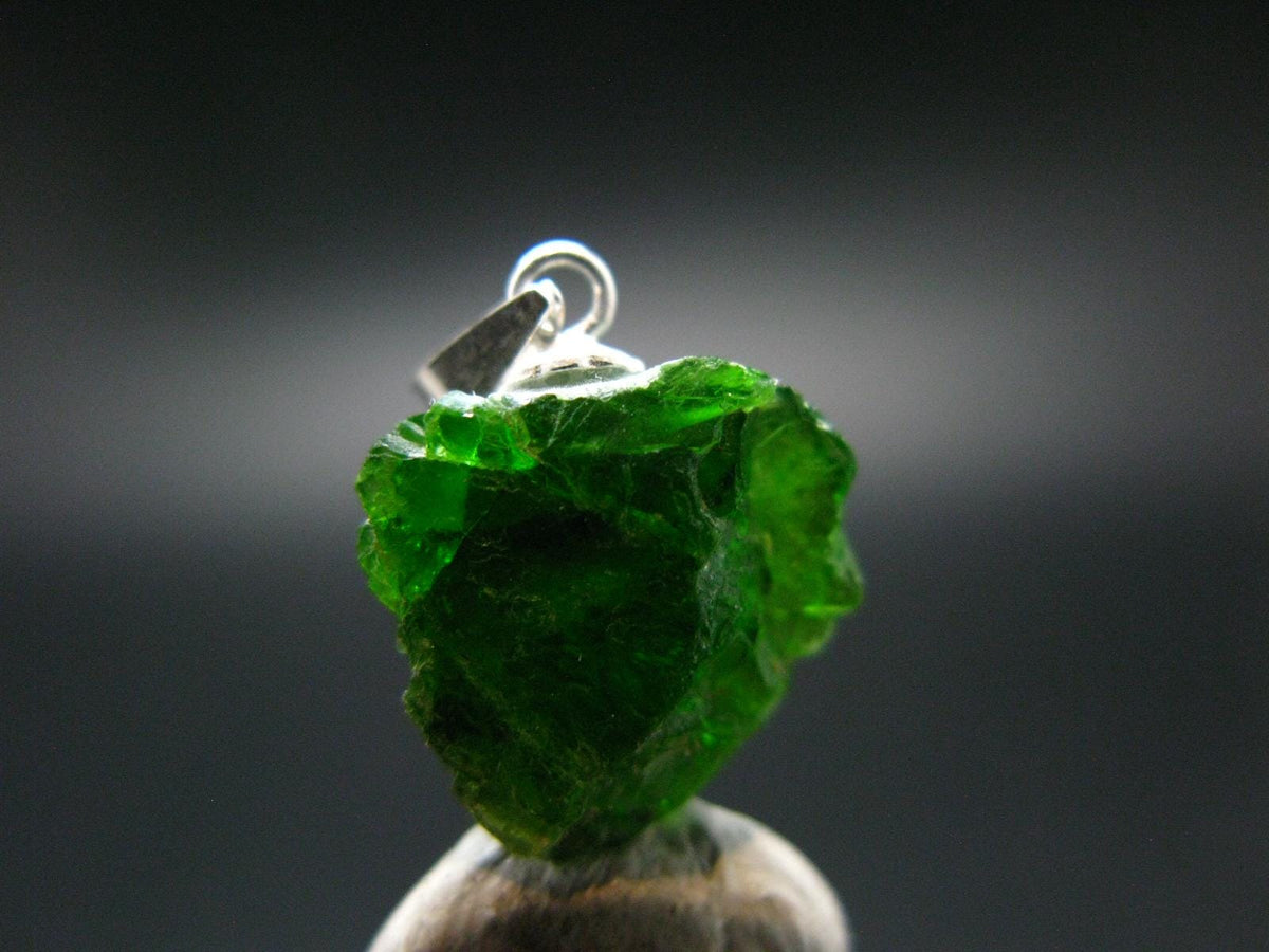 Green Chrome Diopside 925 Silver Pendant from Russia - 0.8" - 1.63 Grams