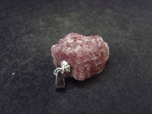Strawberry Quartz Silver Pendant - 0.9" - 4.16 Grams