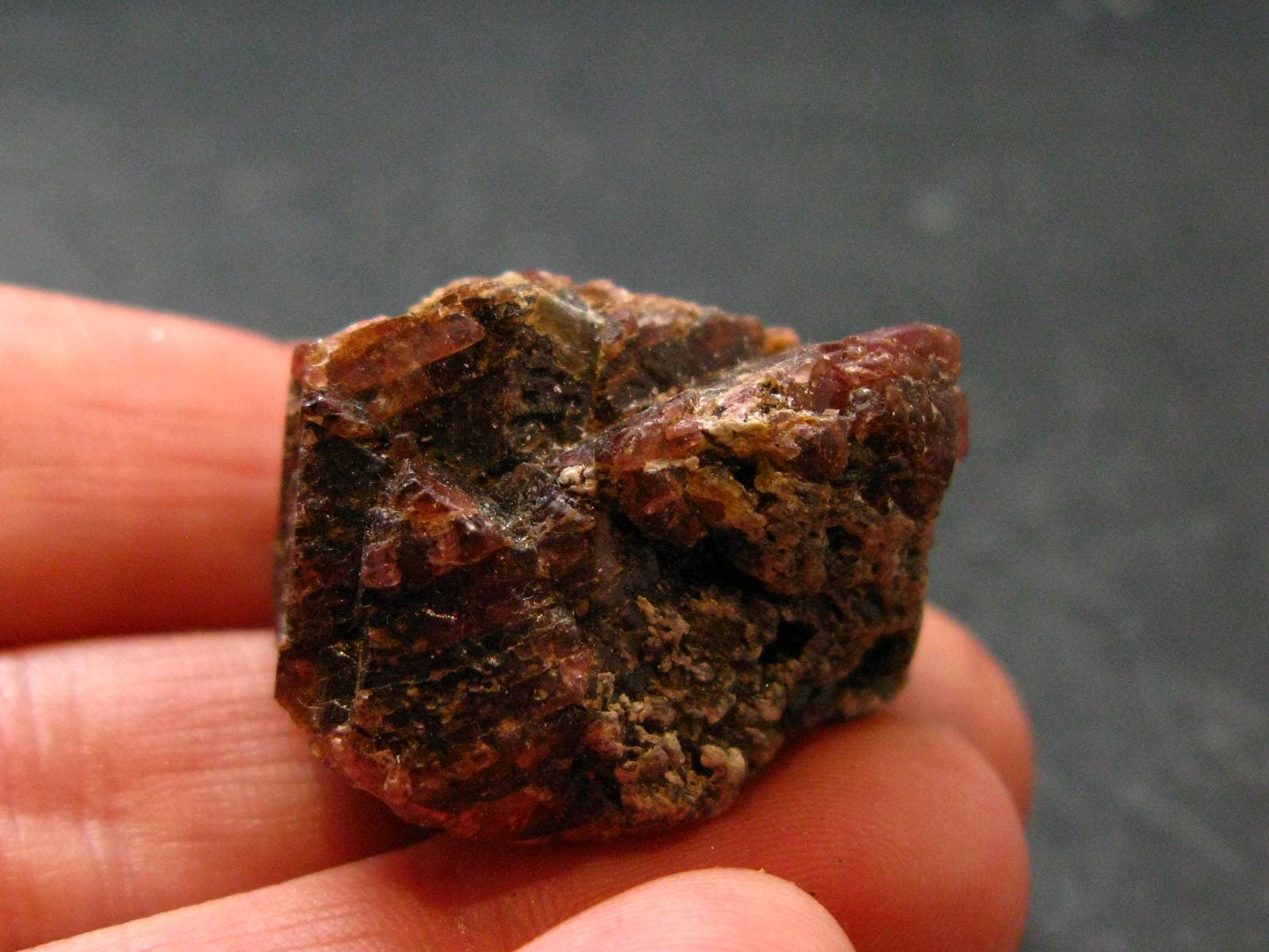 Spinel Crystal From Tanzania - 1.2" - 90.40 Carats