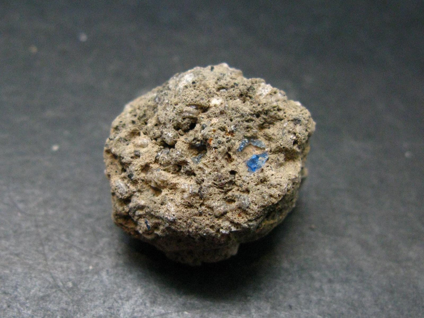 Hauyne Cluster From Germany - 1.1" - 6.31 Grams