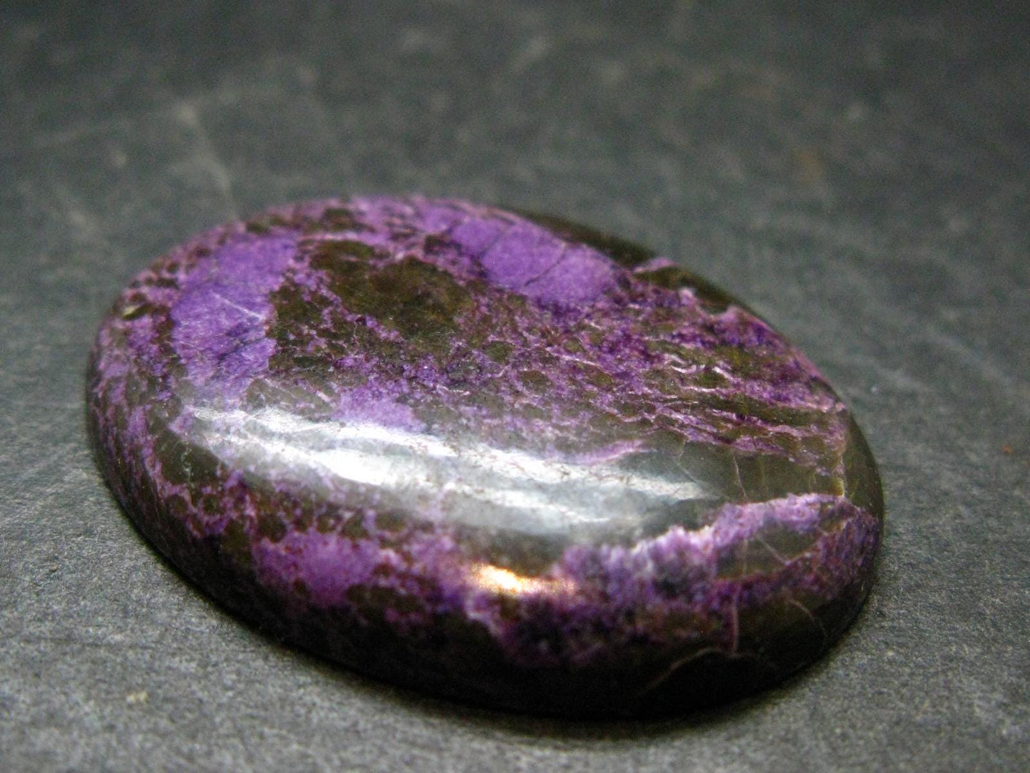 Rare Stichtite Cabochon from Australia - 1.3" - 6.0 Grams