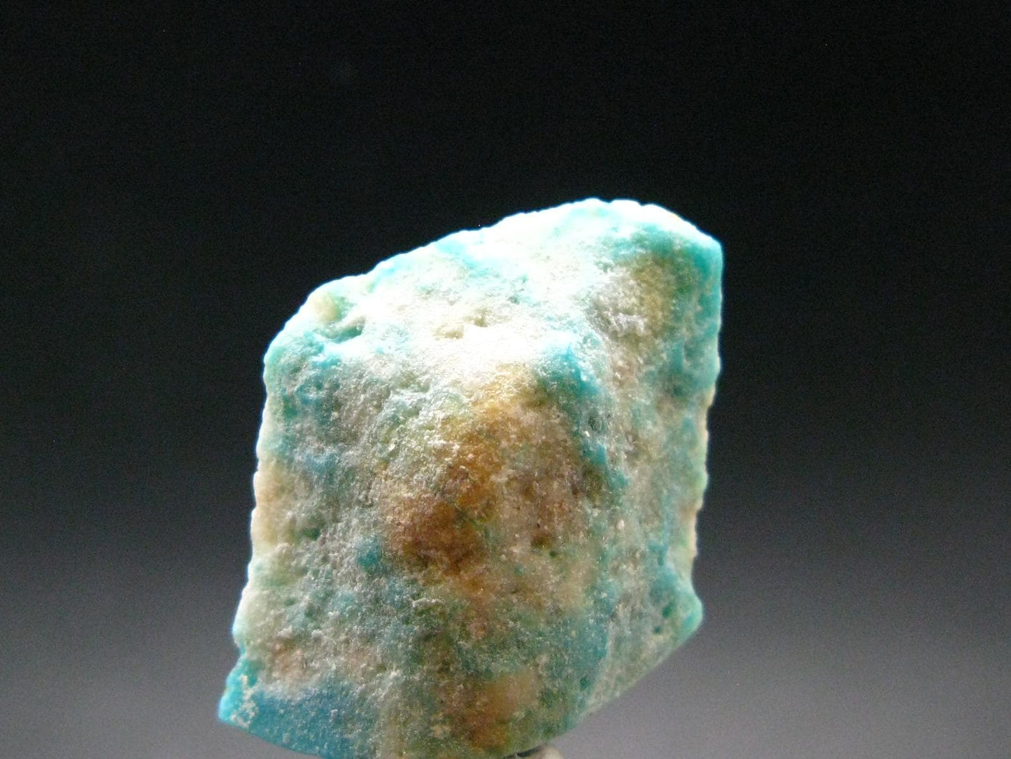 Genuine Tumbled Turquoise from Arizona, USA - 0.9" - 4.0 Grams