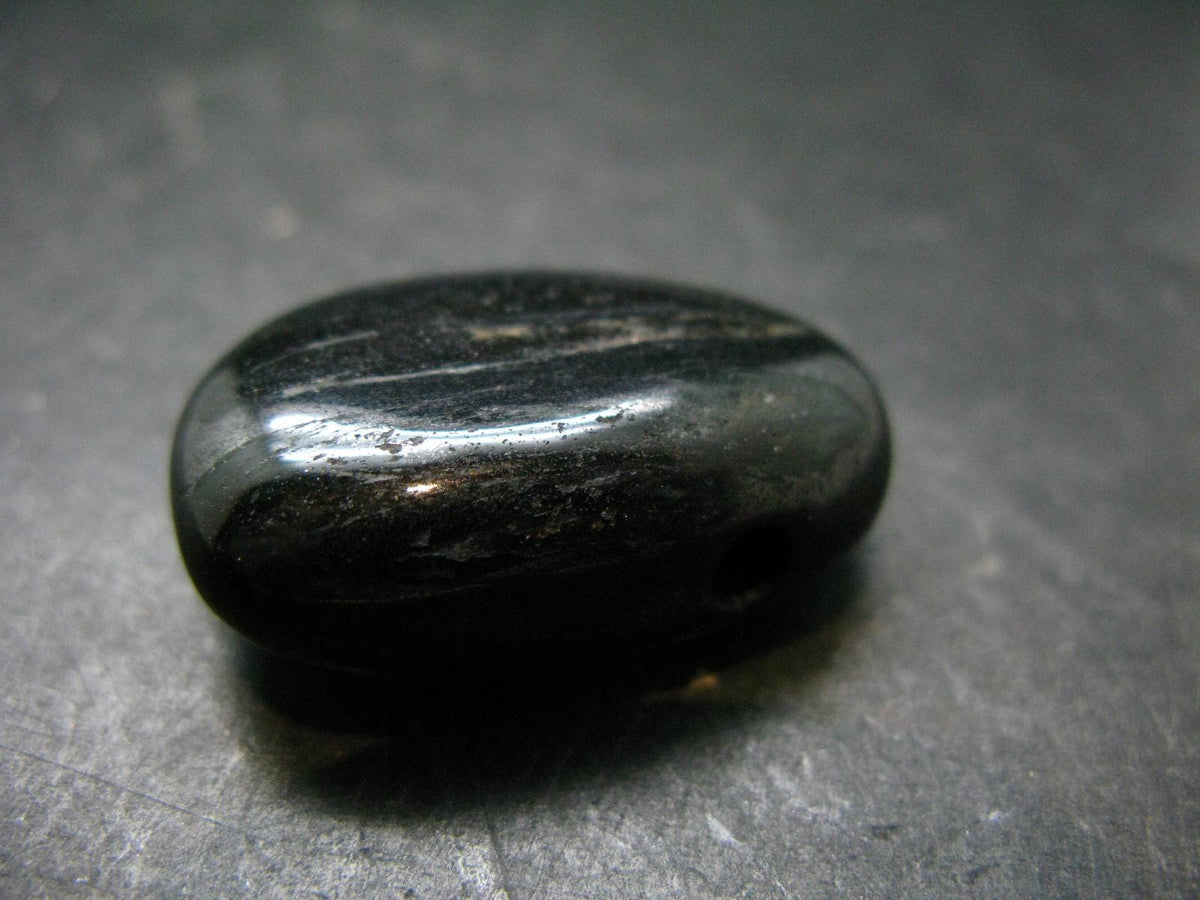 Rare ISUA Stone Metal Free Pendant From Greenland - 1.2" - 14.22 Grams