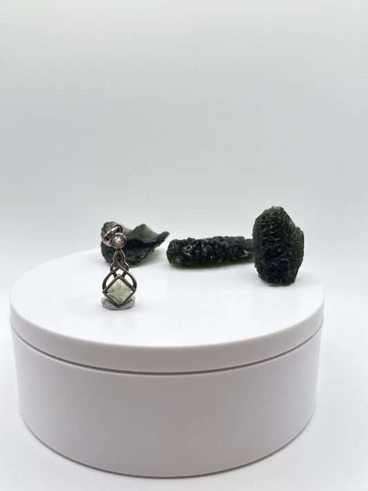 Moldavite Sterling Silver Celtic Knot Pendant - 2.55 Grams