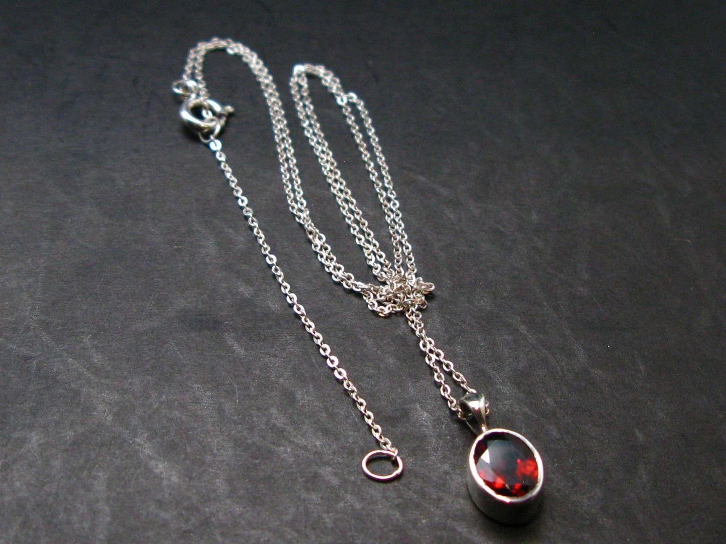 Red Garnet Almandine Gem Silver Pendant with Chain From India - 18" - 1.77 Grams