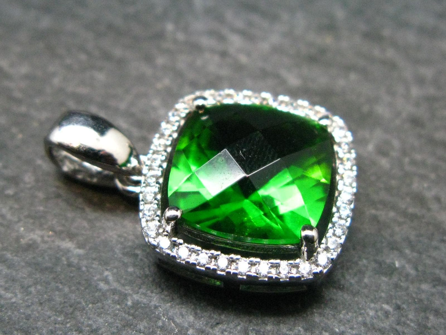 Helenite Gaia Stone Gem Sterling Silver Pendant From Washington - 0.8" - 3.0 Carats