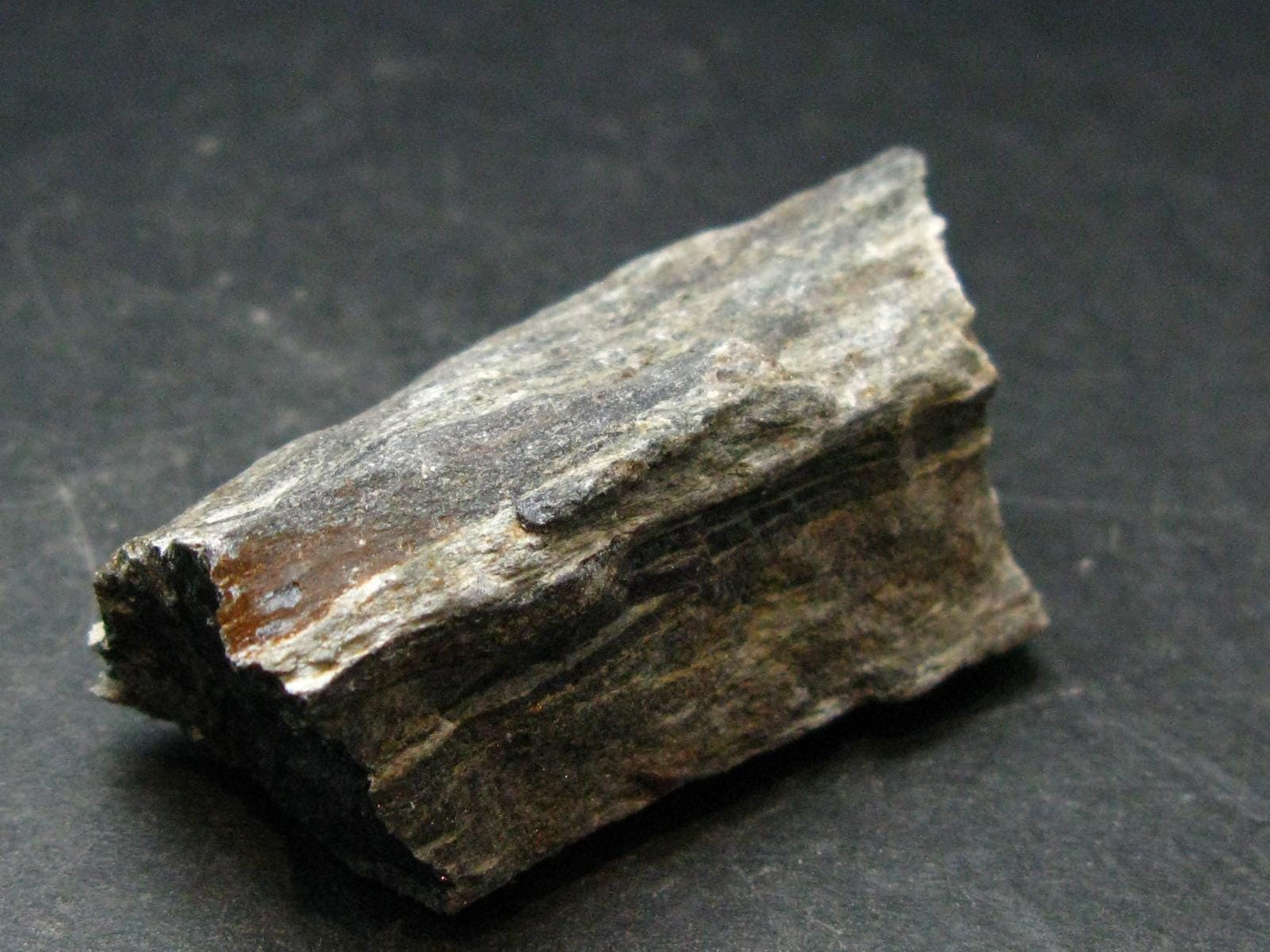Rare ISUA Stone Raw Piece from Greenland - 2.0" - 49.91 Grams