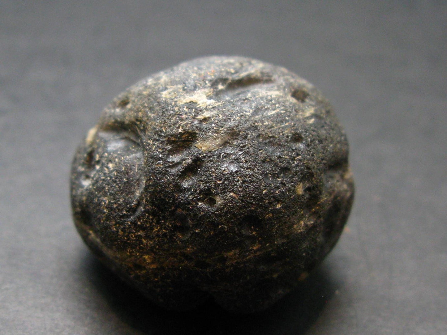 Colombianite Pseudotektite from Colombia - 29.41 Grams - 1.2"