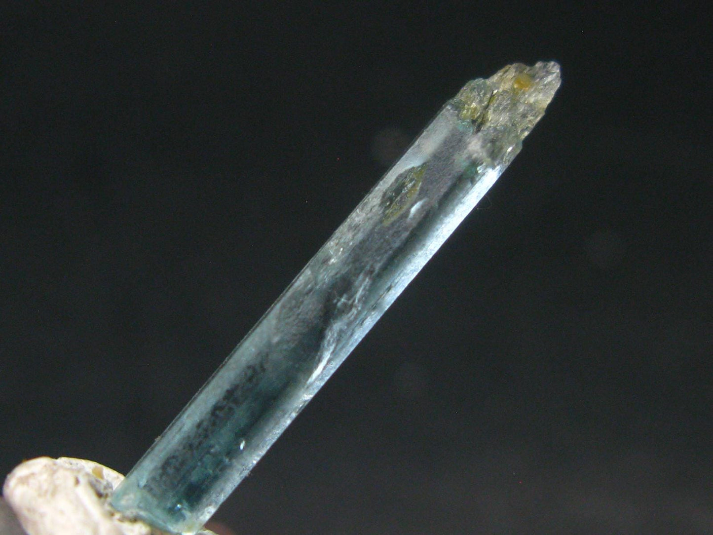 Emerald Vanadium Beryl Crystal From Nigeria - 1.1" - 3.93 Carats
