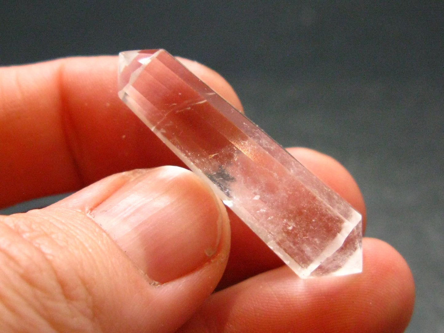Perfect Quartz Vogel Crystal Healing Wand - 1.4" - 4.55 Grams