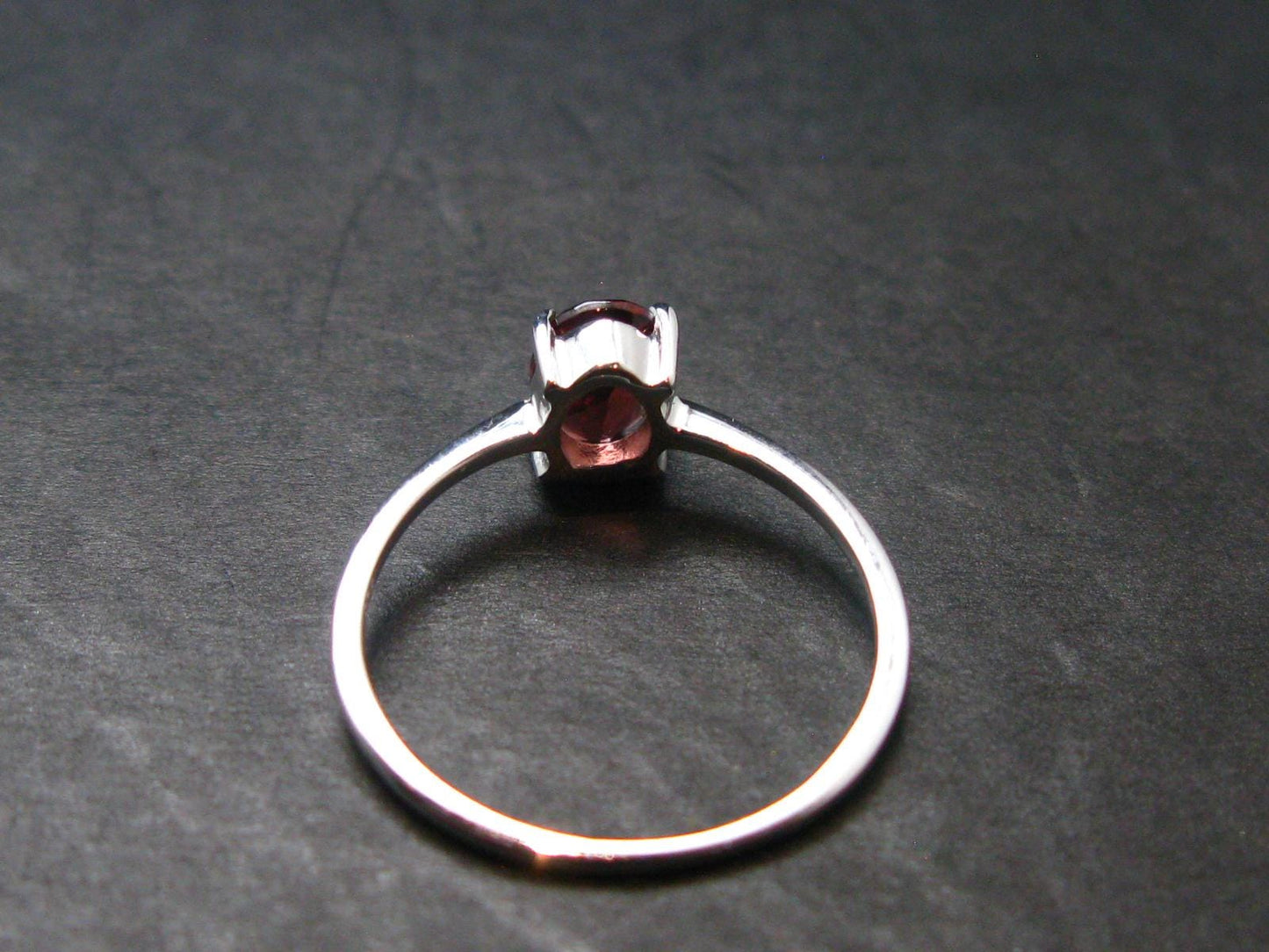 Natural Round Faceted Red Garnet Sterling Silver Ring - Size 6.25 - 1.07 Grams