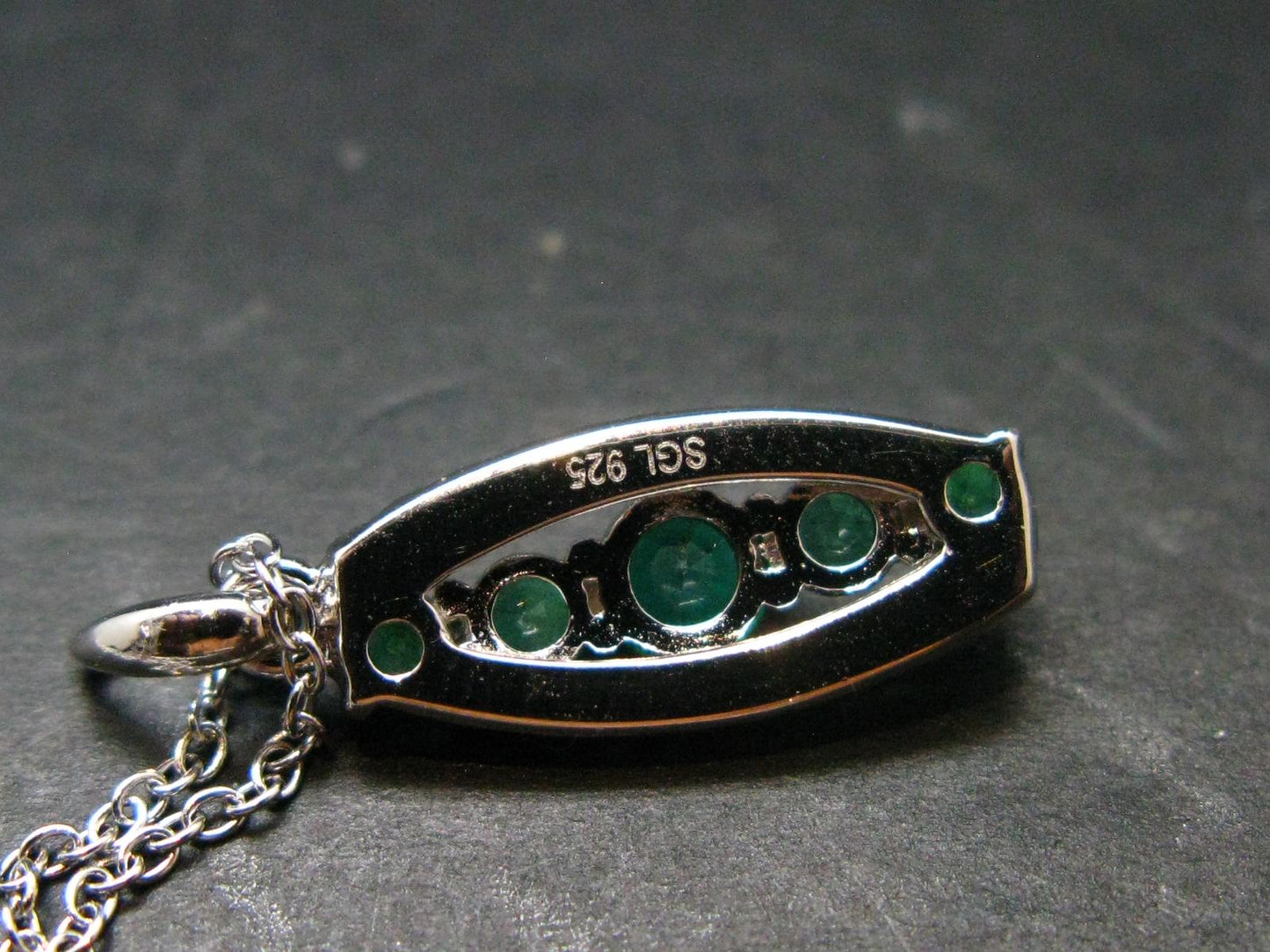 Emerald Silver Pendant W/Chain From Colombia - 0.69 Carats