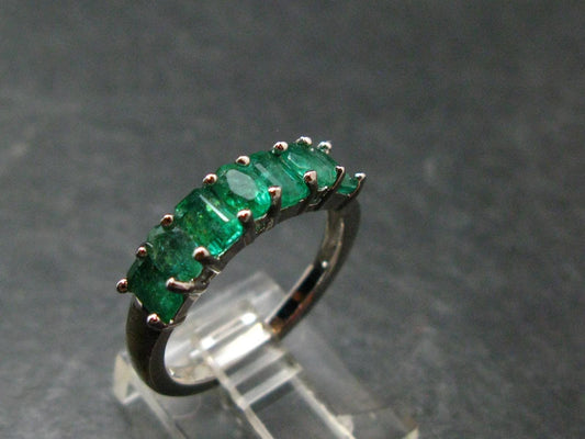 Emerald Faceted Silver Ring from Colombia - 3.42 Grams Total - Size 8