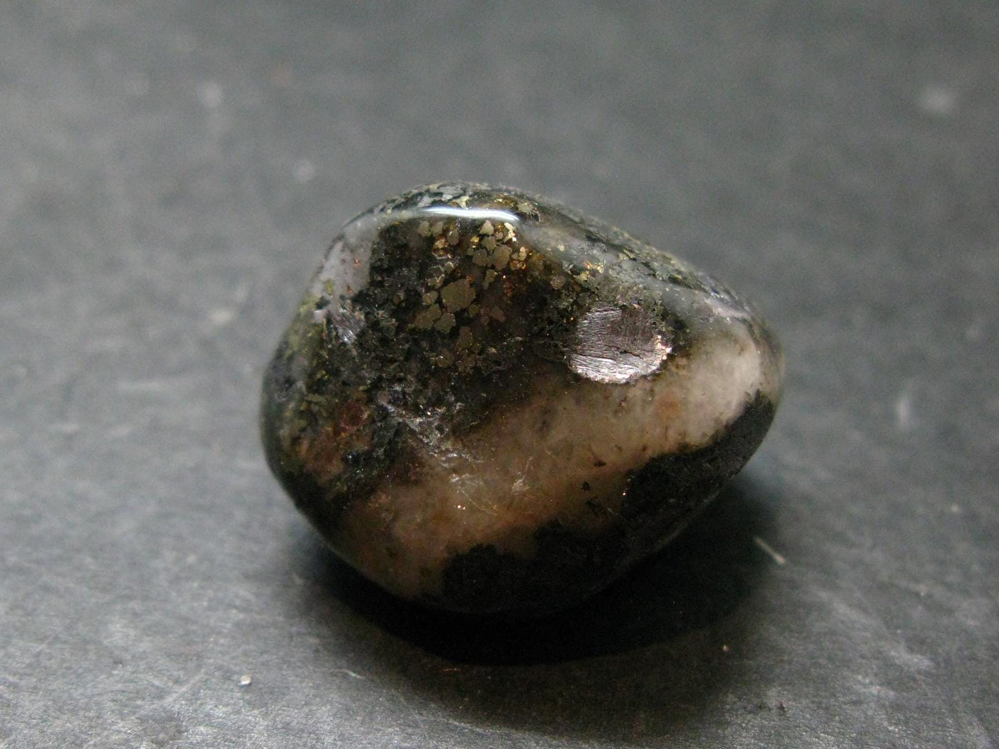 Healers Gold Tumbled Stone From USA - 1.1" - 23.52 Grams