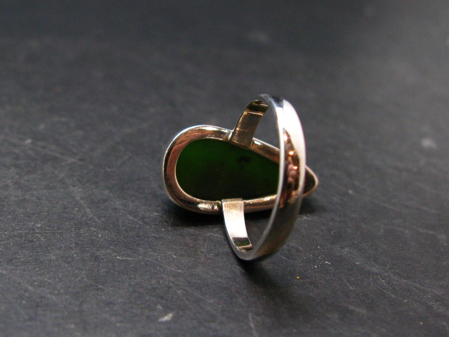 Nephrite Jade Ring From Canada - Size 8 - 6.13 Grams