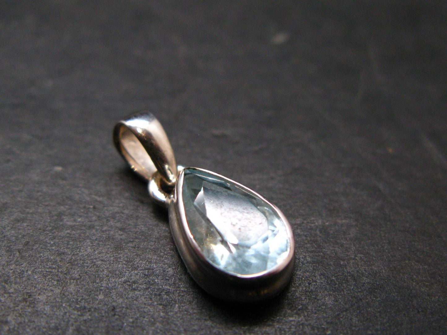 Stunning Genuine Faceted Aquamarine Gem Sterling Silver Pendant From Brazil - 0.7"