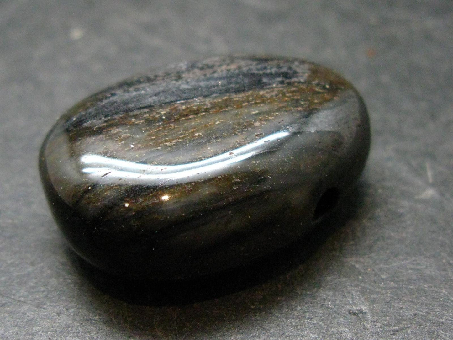 Rare ISUA Stone Metal Free Pendant From Greenland - 1.2" - 16.39 Grams